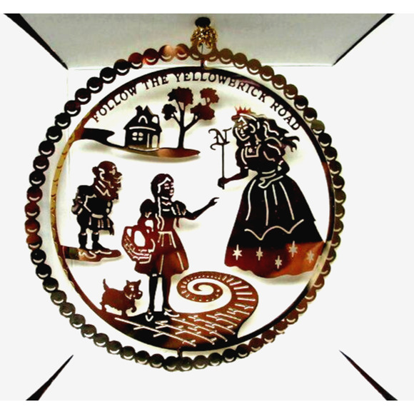 Wizard of Oz Brass Ornament Follow the Yellow Brick Road Dorothy Toto Munchkin - Picture 6 of 6